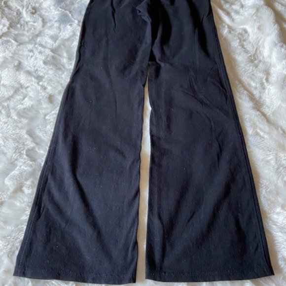 2/$30 Old Navy Black Yoga Pants Girls Size 10/12 - Picture 3 of 9